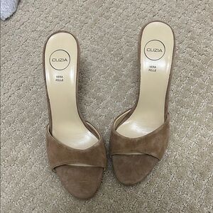 Women's Tan Leather Slide Sandals